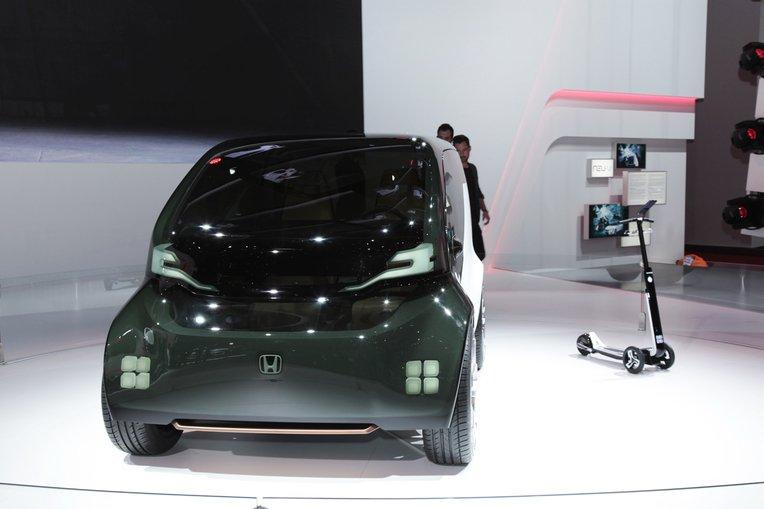  - Honda NeuV (Genève 2017)