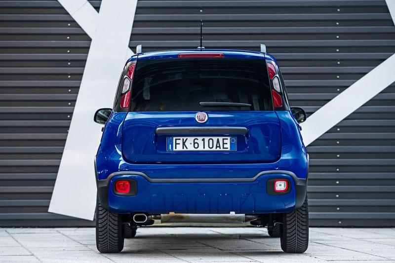 - Fiat Panda City Cross 2017