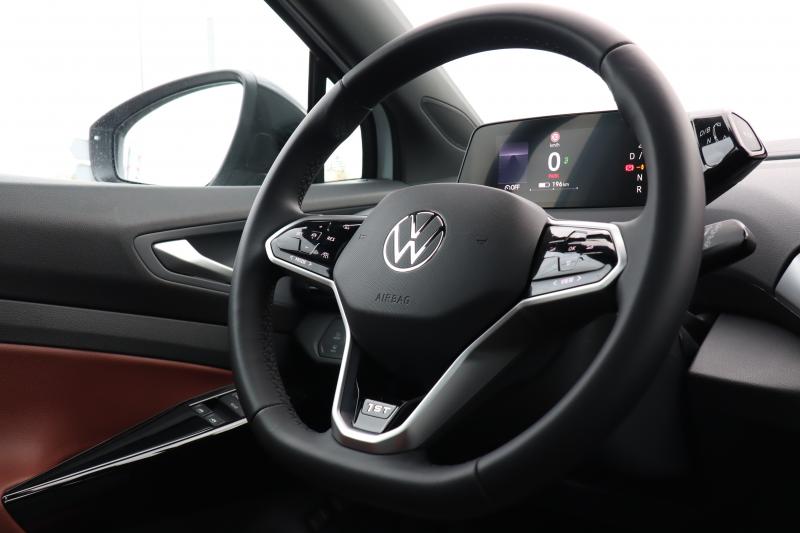 - Volkswagen ID.4 | Toutes nos photos de l’essai du SUV compact allemand électrique