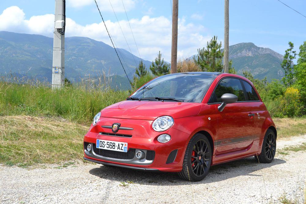 - Abarth 595 Competizione 2015 (essai)